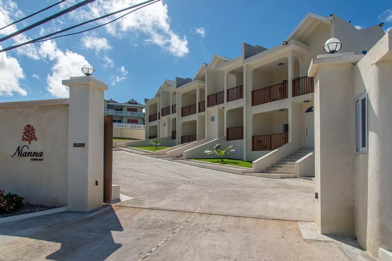 Family Complex Beside Beach W/Pool Montego Bay #1 Exterior foto