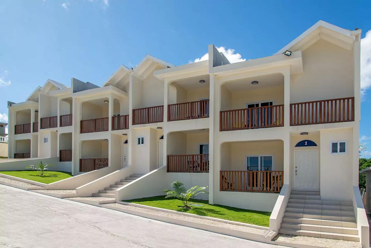 Family Complex Beside Beach W/Pool Montego Bay #1 Exterior foto