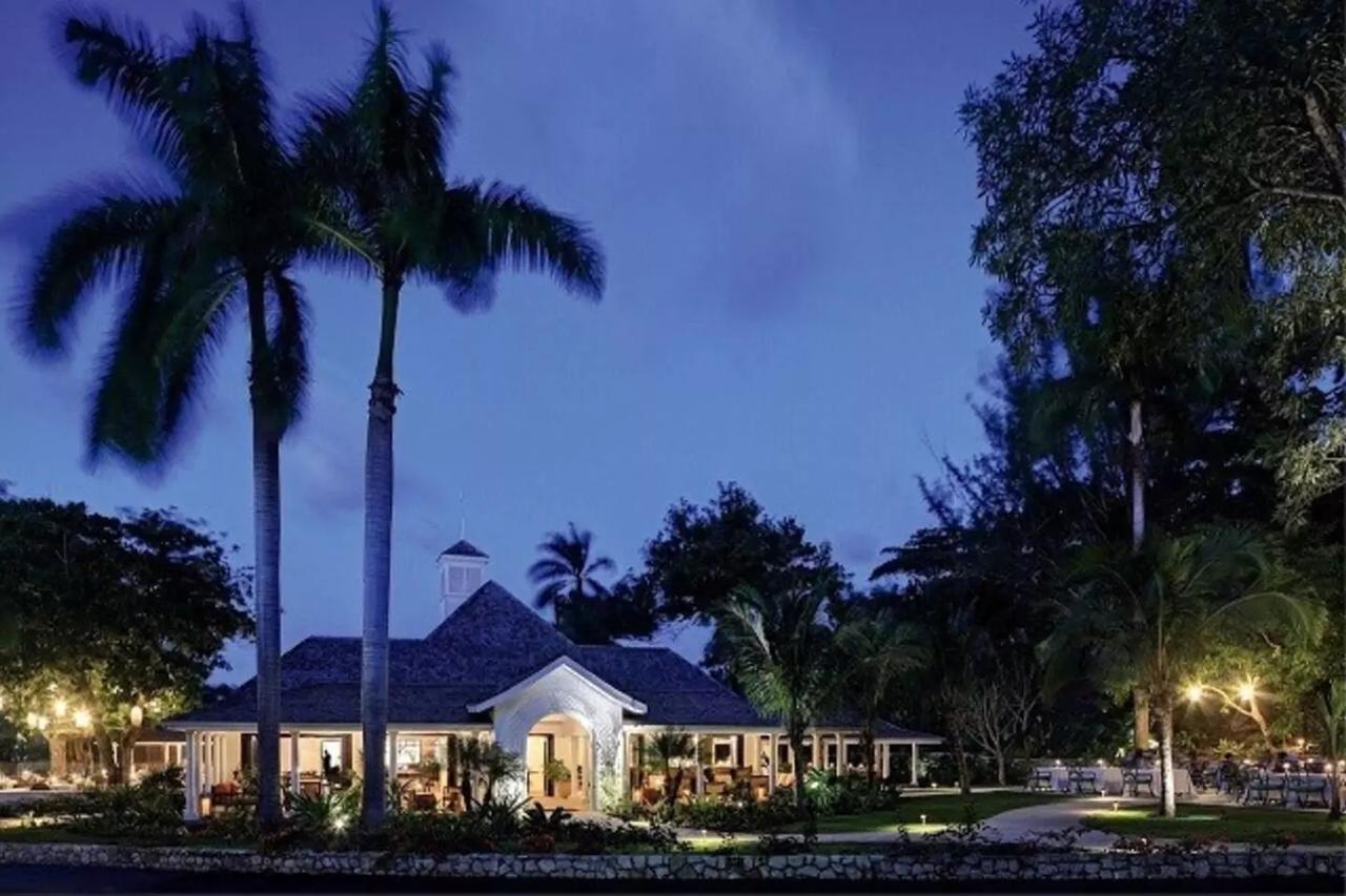 Family Complex Beside Beach W/Pool Montego Bay #1 Exterior foto