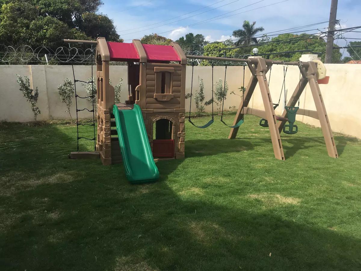 Family Complex Beside Beach W/Pool Montego Bay #1 Exterior foto